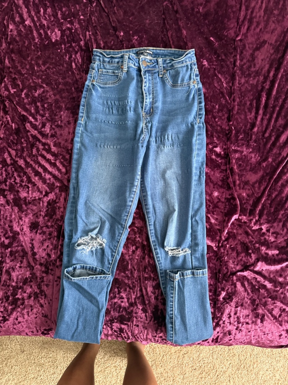 Fashion Nova Medium Wash Ripped Jeans (Size 7)